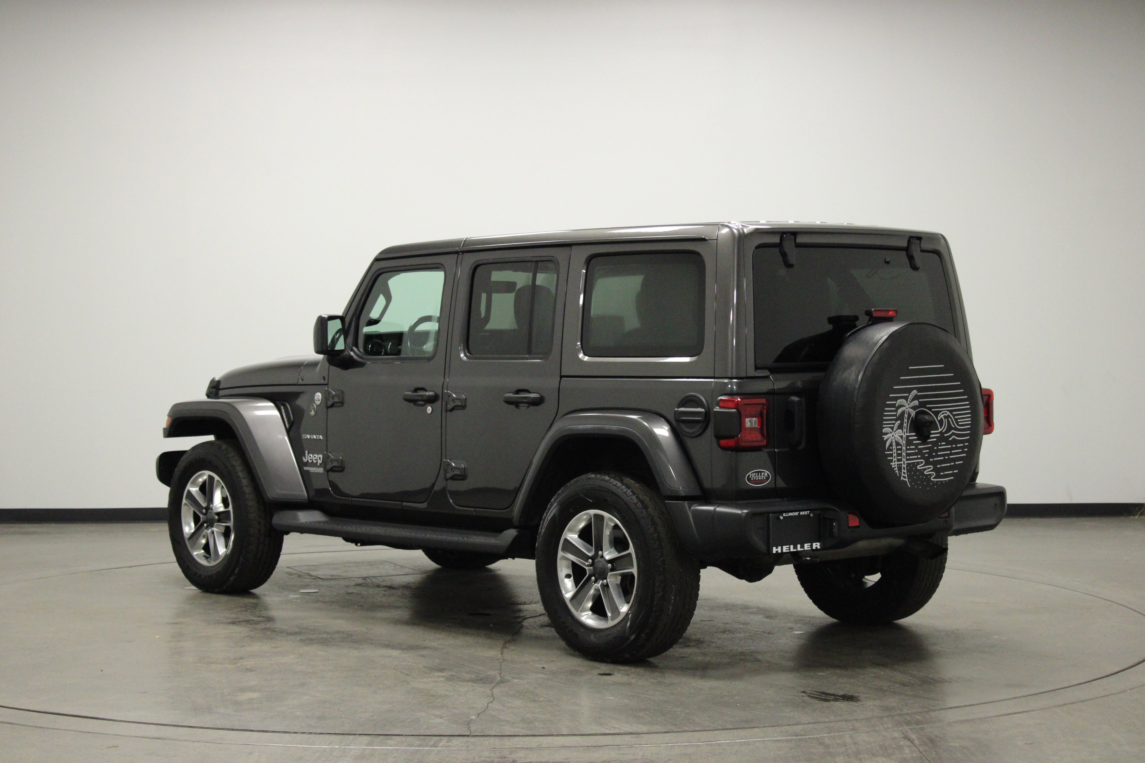Used 2021 Jeep Wrangler Unlimited Sahara AWD/4WD image 6