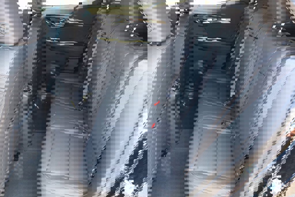 New 2025 Buick Envision Preferred image 21