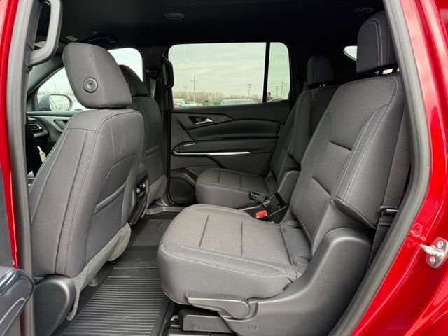 New 2026 Chevrolet Traverse LT w/ LPO, Floor Liner Package FWD image 6