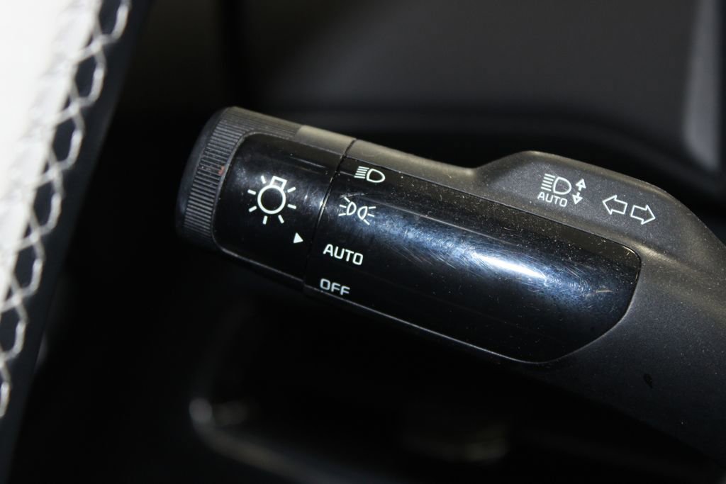 Used 2025 Kia K4 GT-Line w/ GT-Line Premium Package image 22