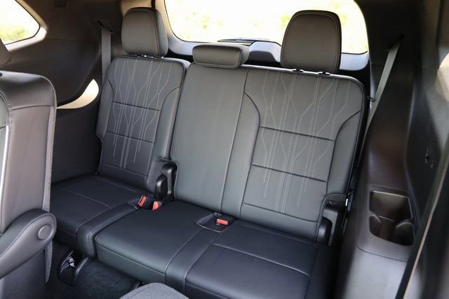 New 2026 Buick Enclave Avenir w/ Super Cruise Package FWD image 14