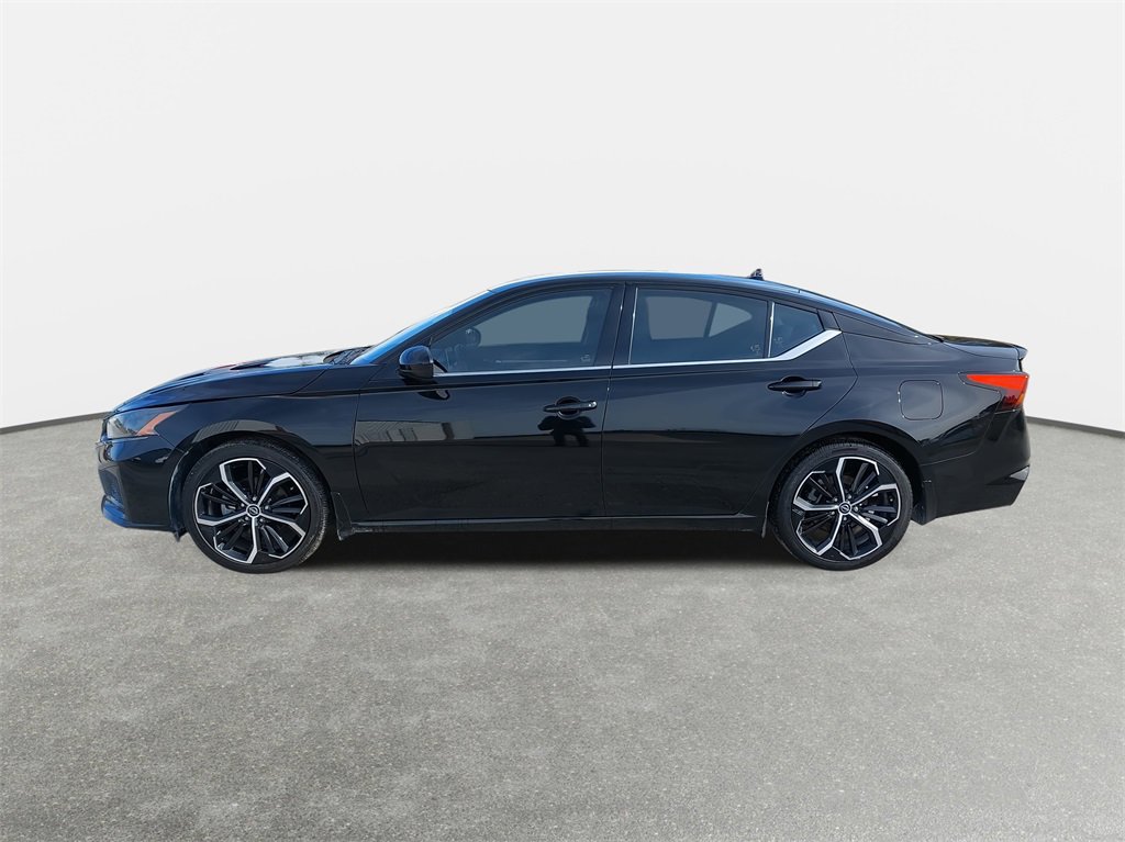 Used 2023 Nissan Altima 2.5 SR image 8