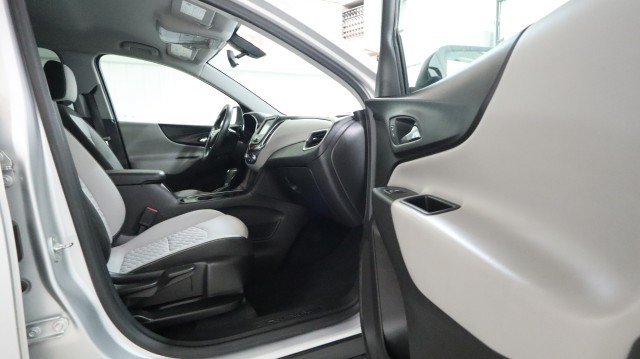 Used 2018 Chevrolet Equinox LS FWD image 10