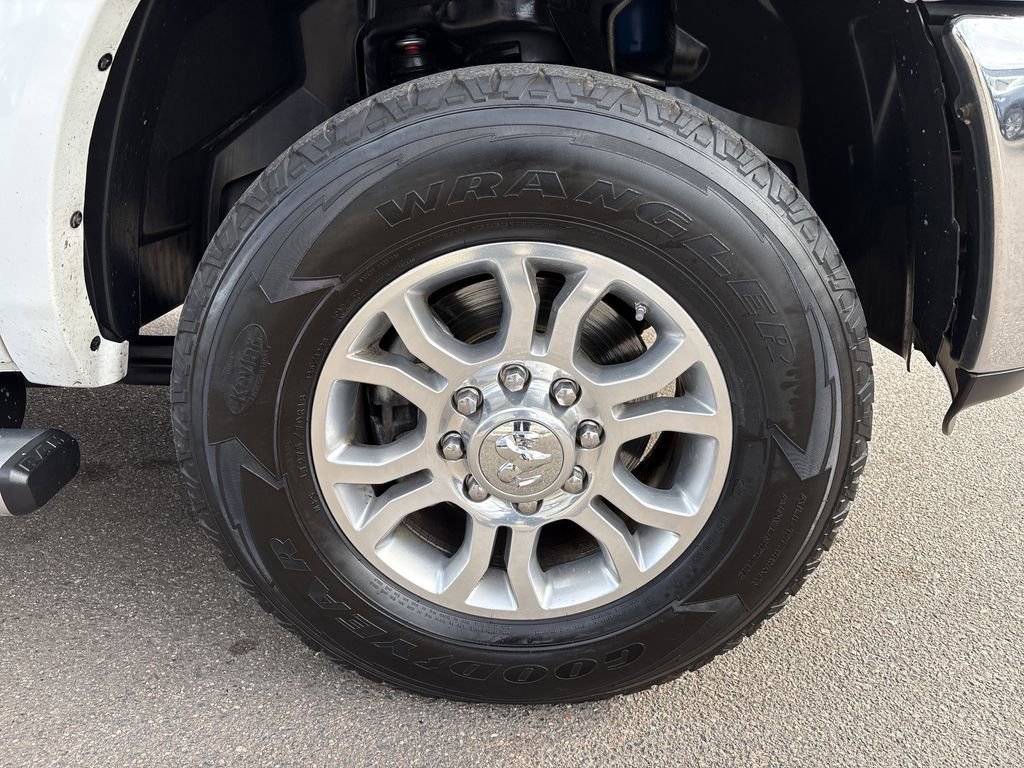 Used 2018 RAM 3500 Laramie image 30