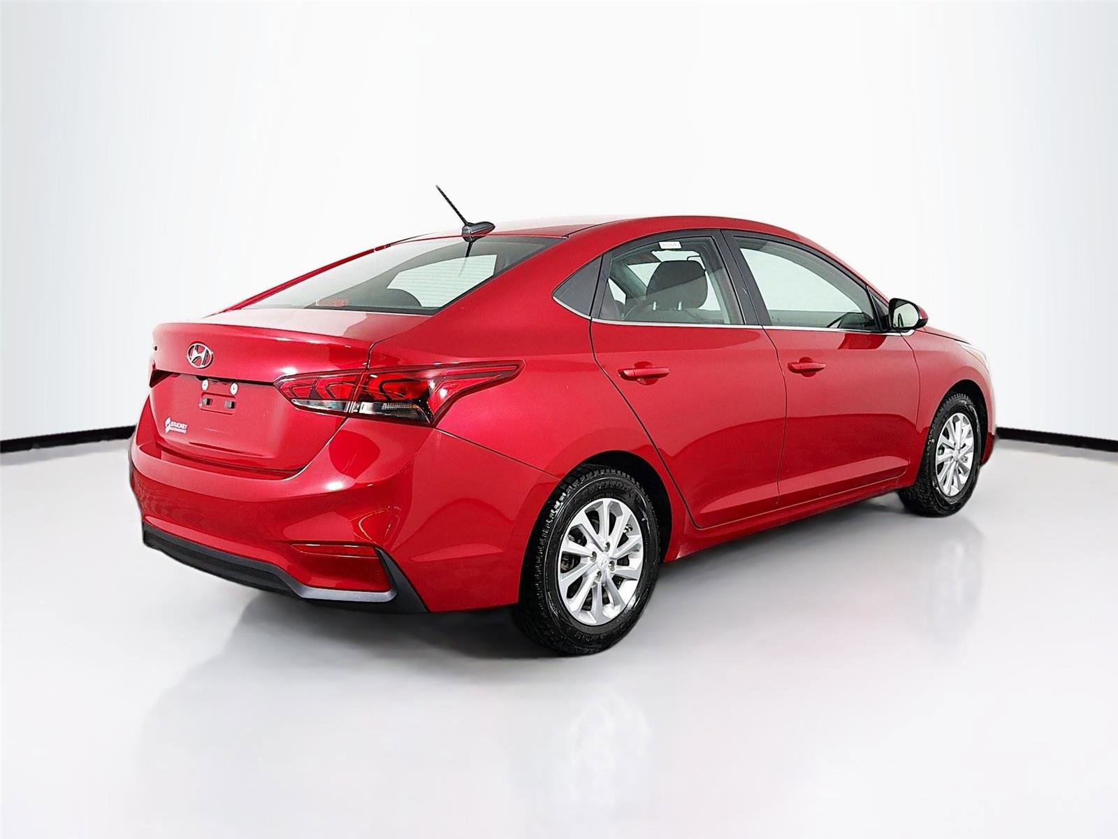 Used 2022 Hyundai Accent SEL FWD image 7