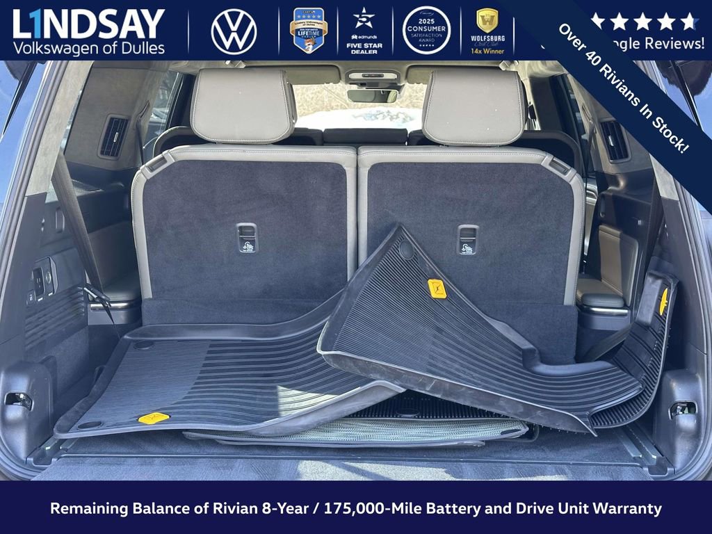 Used 2023 Rivian R1S Adventure image 17