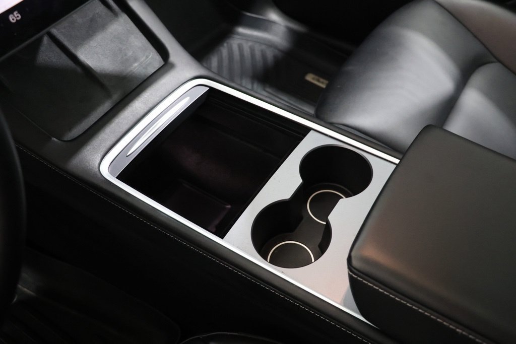 Used 2024 Tesla Model Y Long Range AWD/4WD image 29