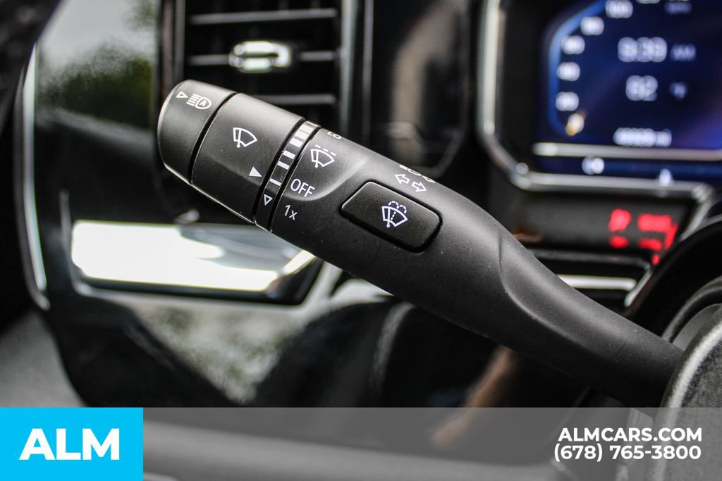Used 2025 Chevrolet Silverado 1500 LT RWD image 28