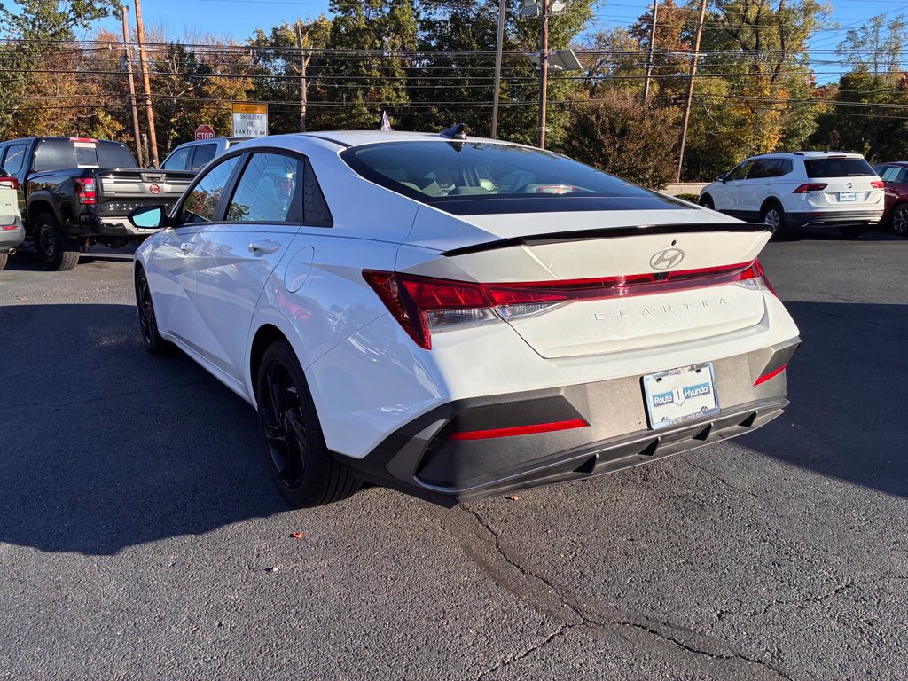 Certified 2026 Hyundai Elantra Sport FWD image 5