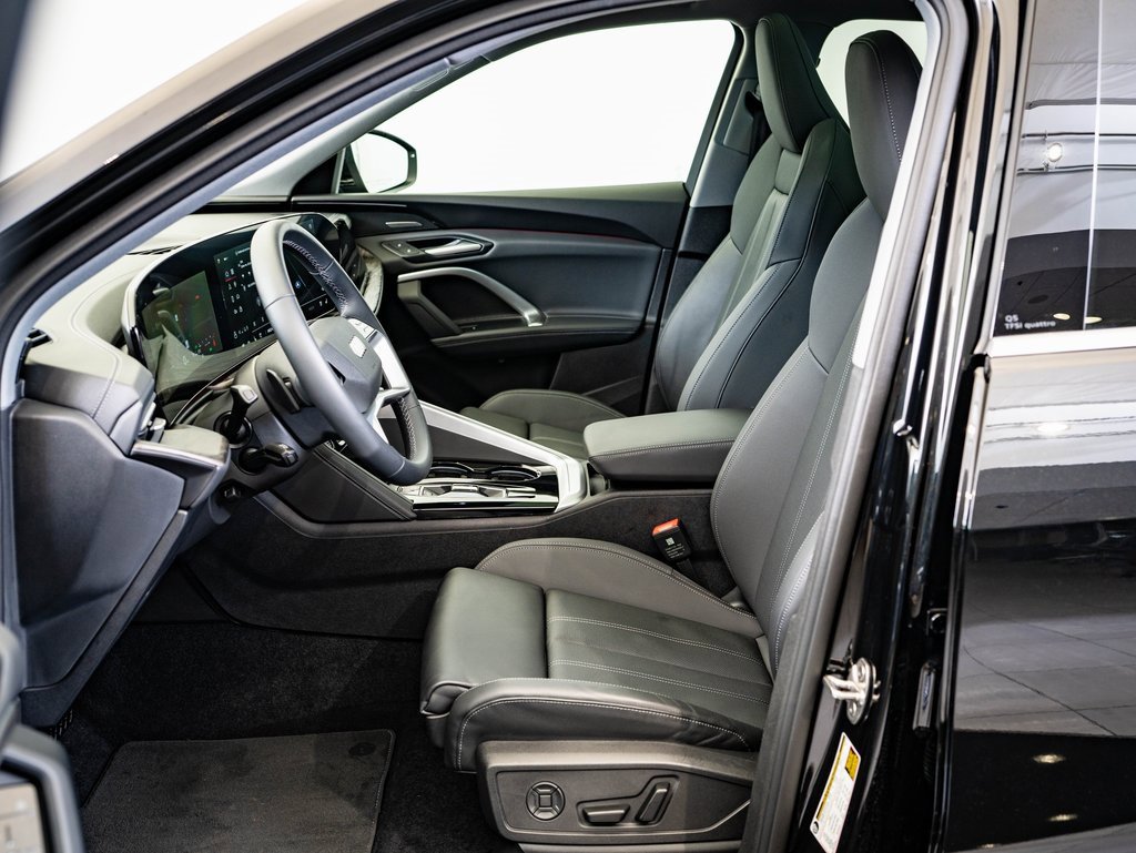 Certified 2025 Audi Q5 2.0T Premium Plus image 21