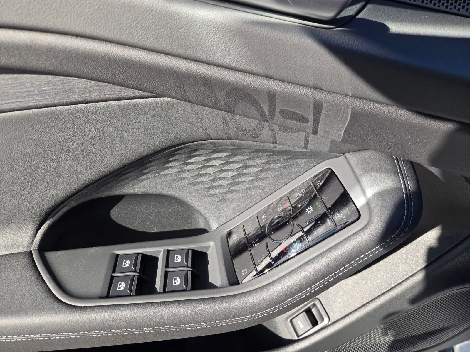 New 2026 Audi A6 Premium Plus AWD/4WD image 19