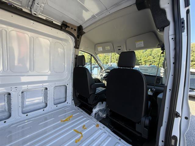 New 2026 Ford Transit 250 148 Medium Roof image 22