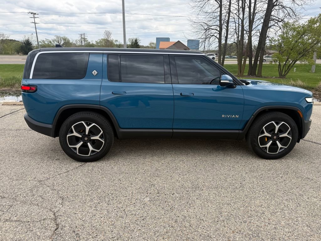 Used 2023 Rivian R1S Adventure AWD/4WD image 6