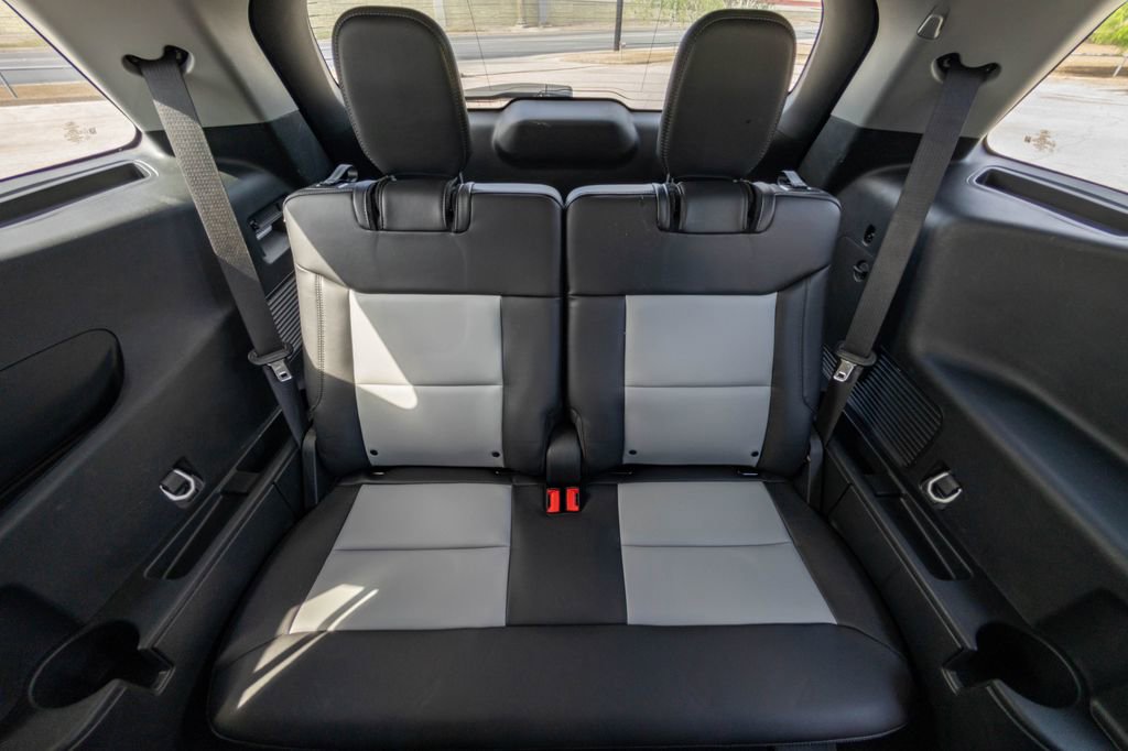 Used 2023 Ford Explorer XLT w/ Equipment Group 202A image 15