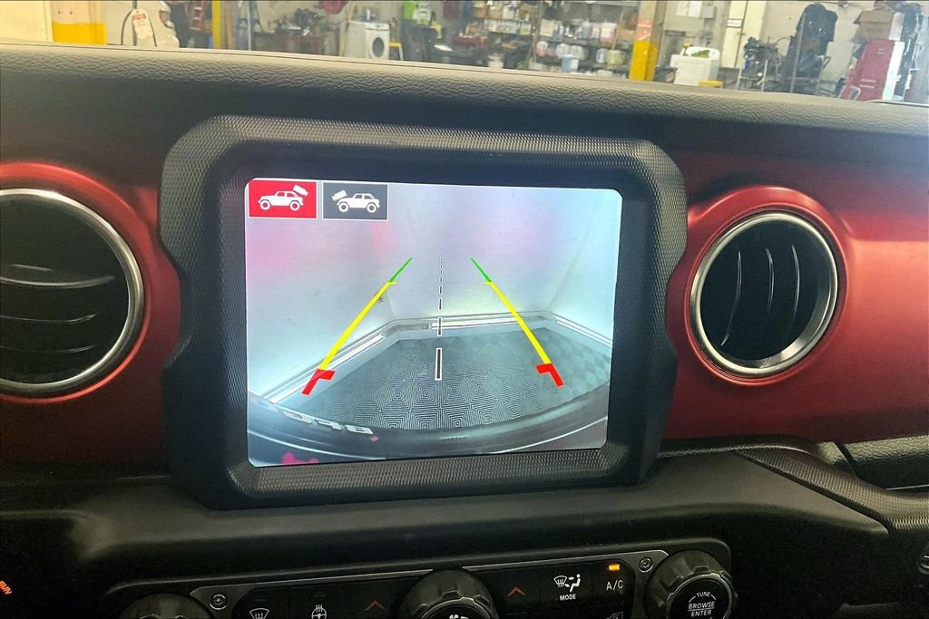 Used 2022 Jeep Wrangler Rubicon w/ Cold Weather Group AWD/4WD image 20