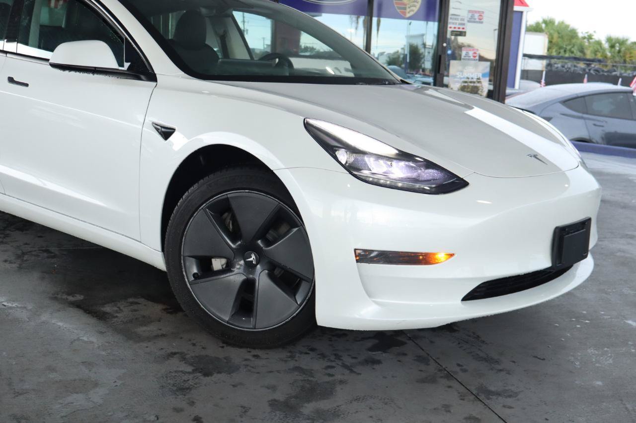 Used 2023 Tesla Model 3 Standard Range RWD image 2