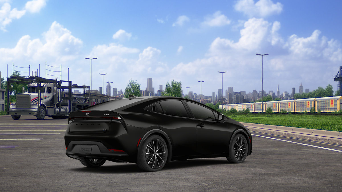 New 2027 Toyota Prius Limited AWD/4WD image 33