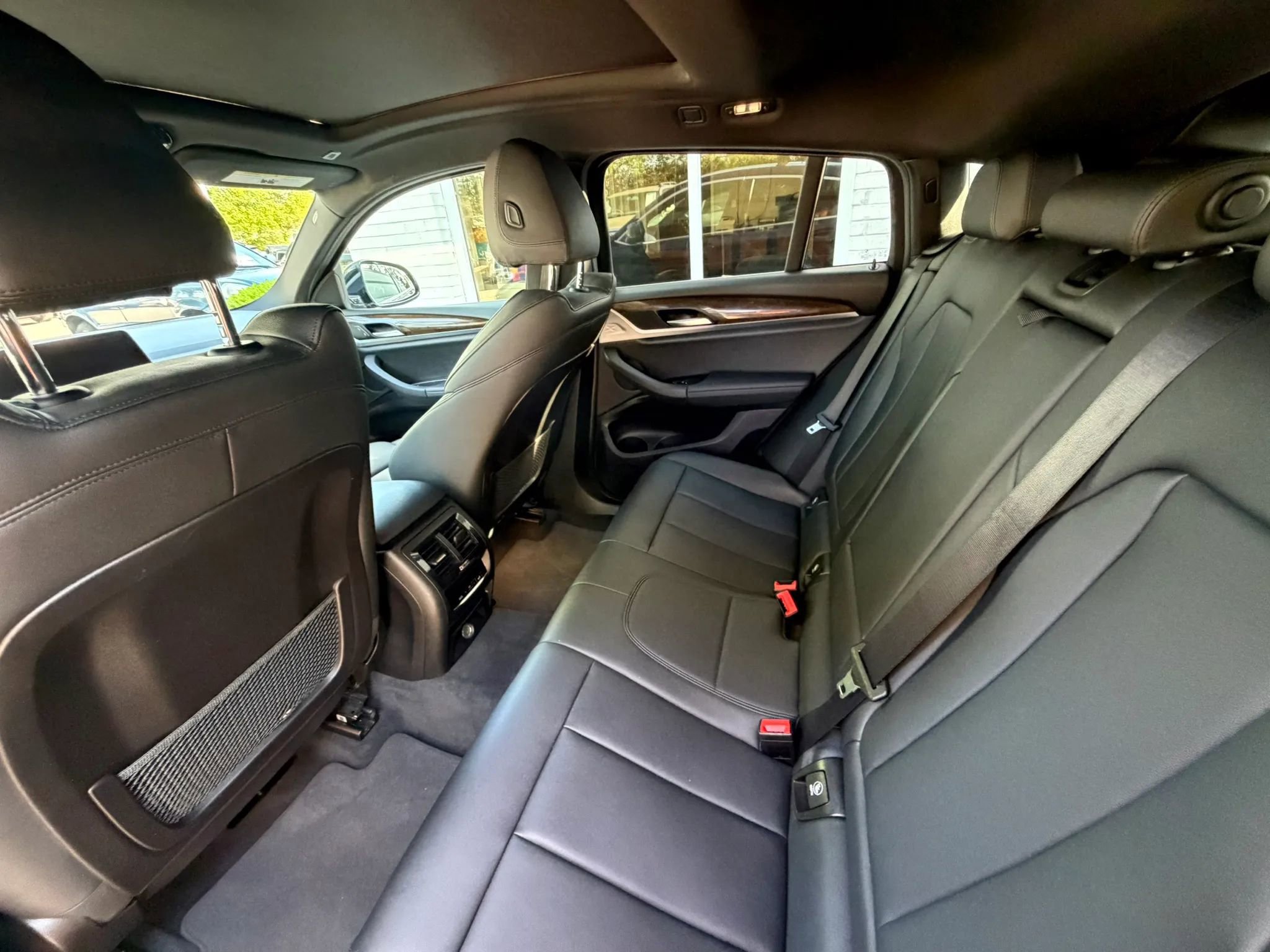 Used 2019 BMW X4 xDrive30i w/ Convenience Package image 17