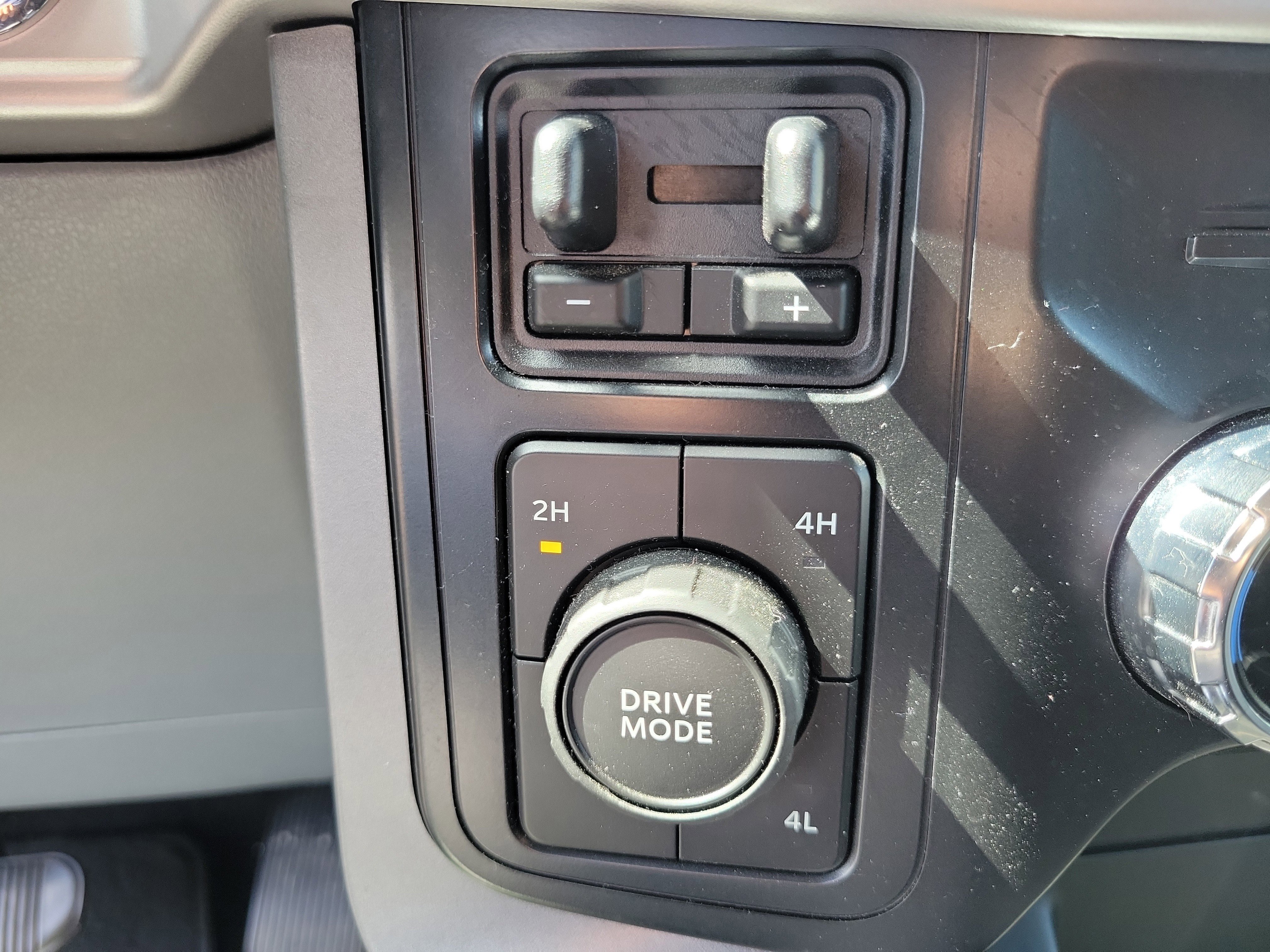 Used 2022 Ford F150 XLT w/ Equipment Group 302A High image 29