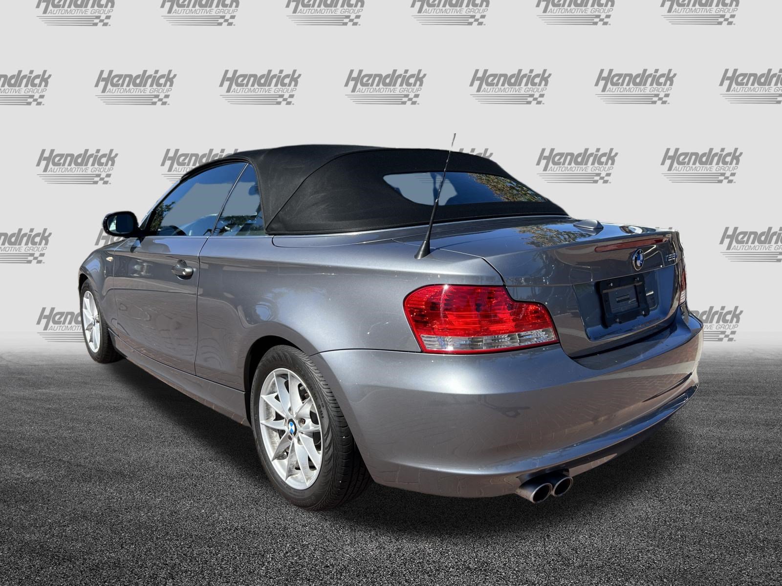 Used 2011 BMW 128i Convertible RWD image 8