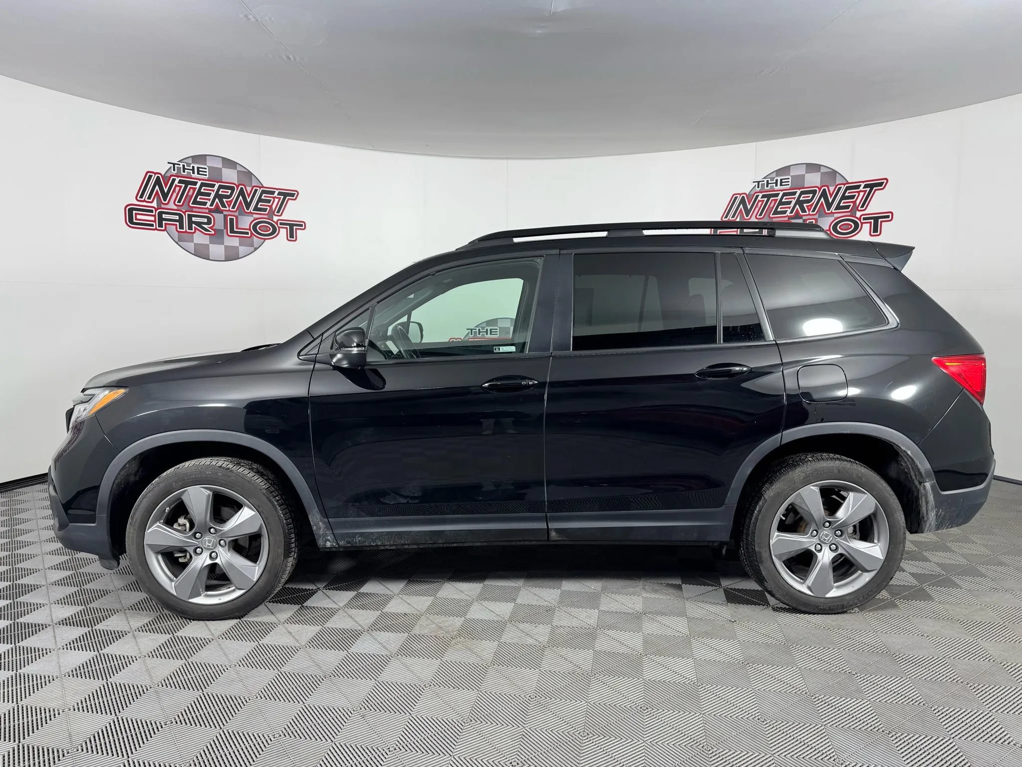 Used 2021 Honda Passport Touring image 4