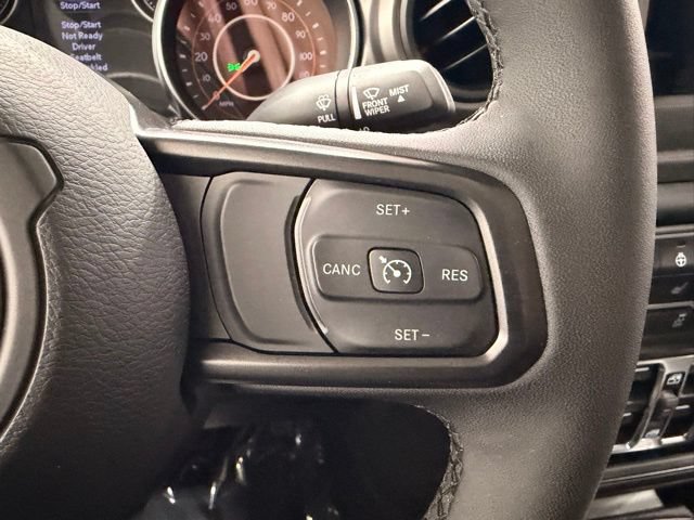 Used 2023 Jeep Gladiator Sport AWD/4WD image 31