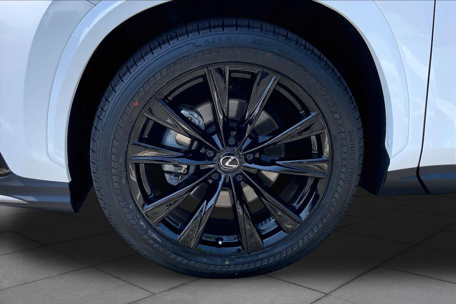 Certified 2025 Lexus NX 350 F Sport w/ Accessory Package (P2) AWD/4WD image 11