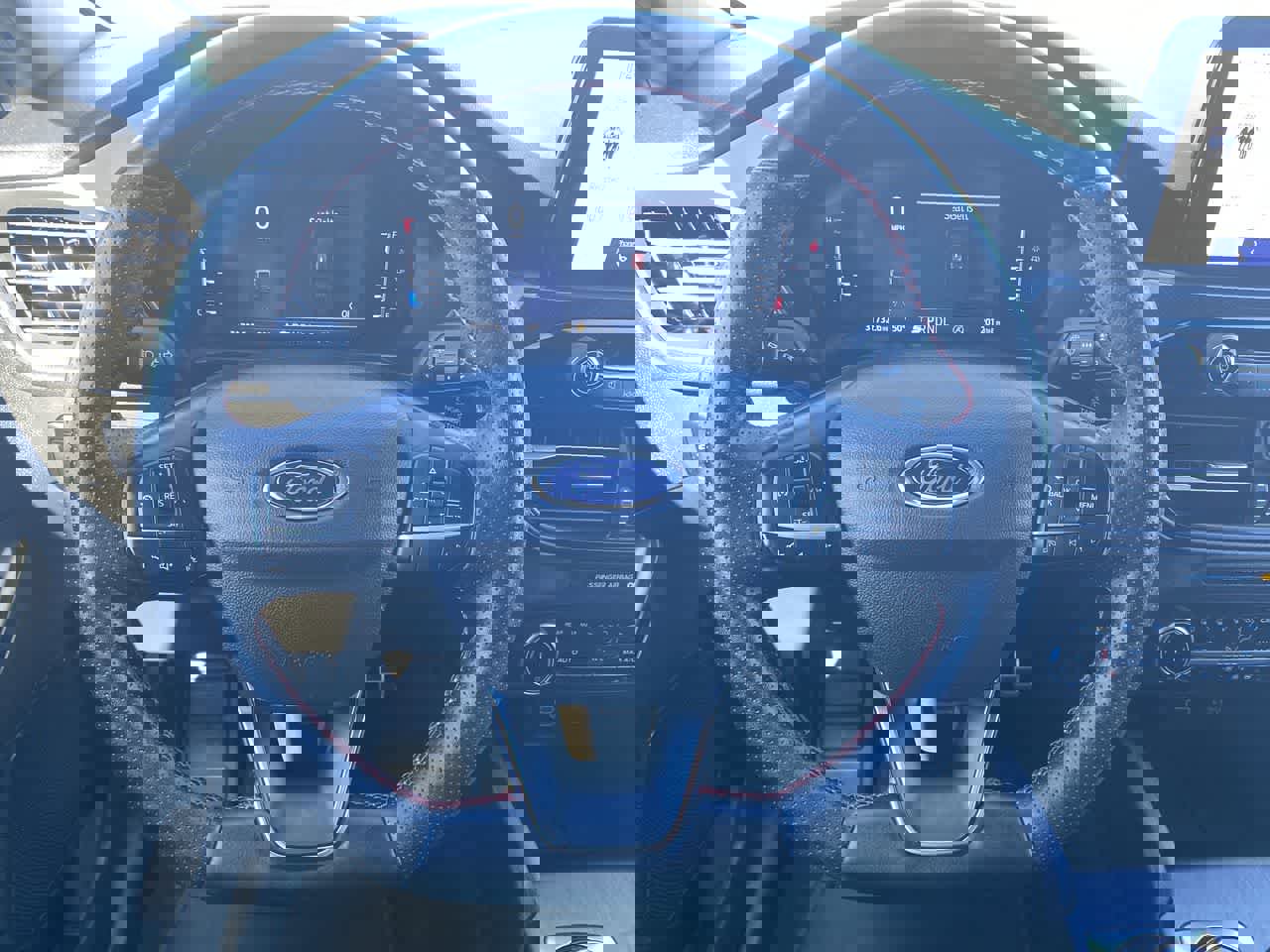 Used 2024 Ford Escape ST-Line image 14