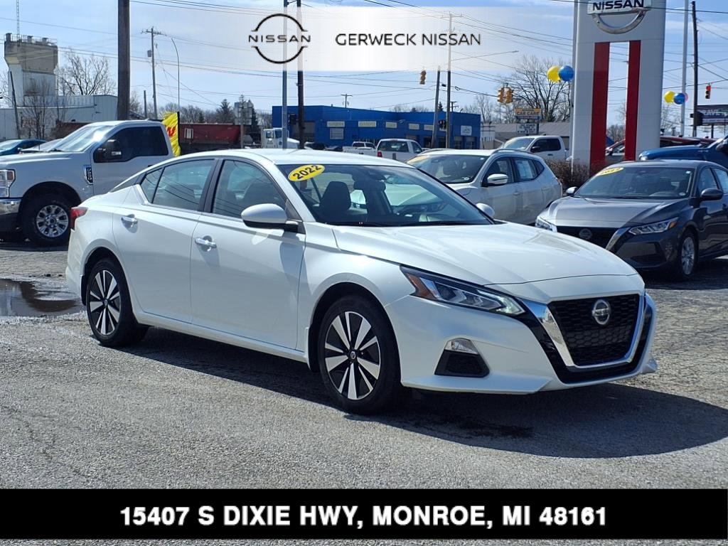 Used 2022 Nissan Altima 2.5 SV