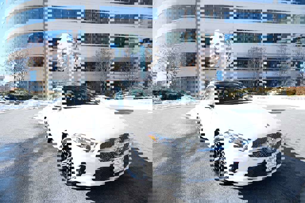 Used 2019 Mercedes-Benz A 220 4MATIC w/ Driver Assistance Package image 2