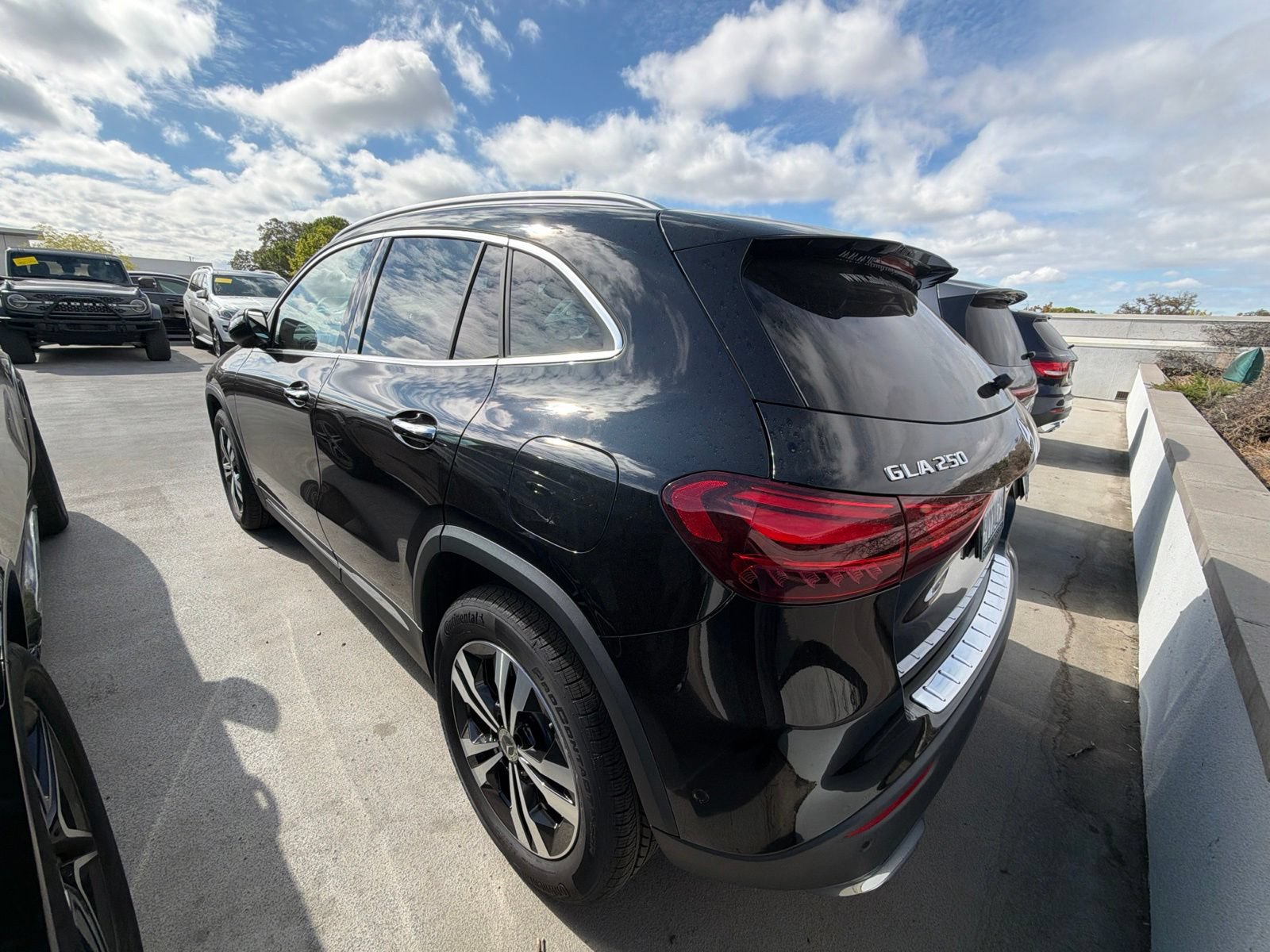 Used 2026 Mercedes-Benz GLA 250 4MATIC image 4