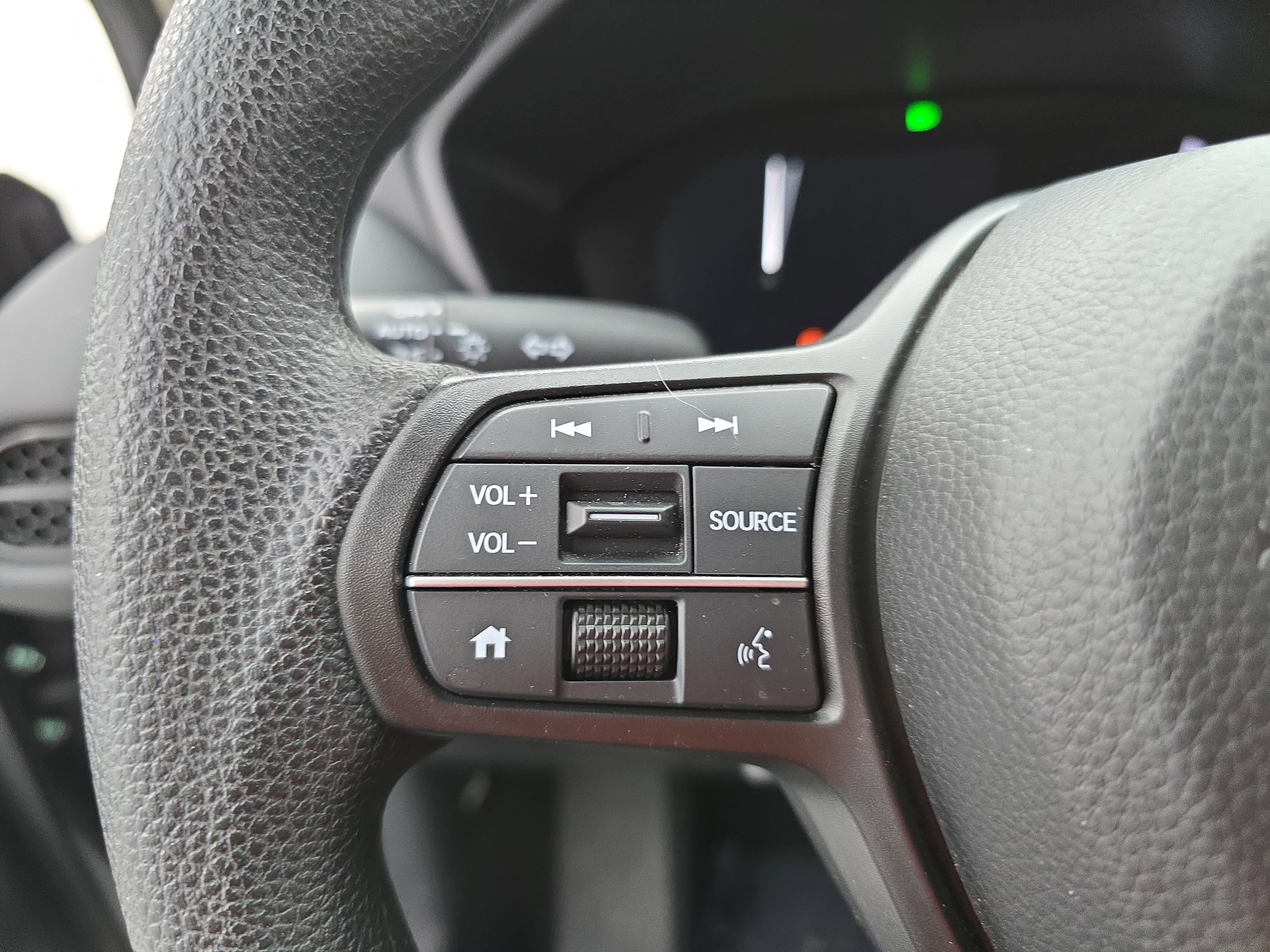 Used 2024 Honda HR-V LX image 16