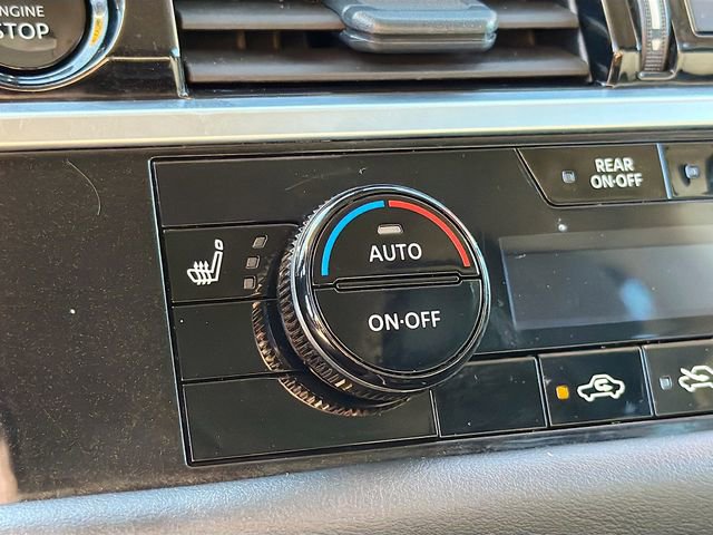 Used 2025 Nissan Pathfinder SV image 19