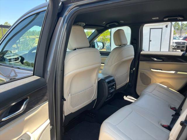 Certified 2025 Jeep Grand Cherokee Limited AWD/4WD image 42