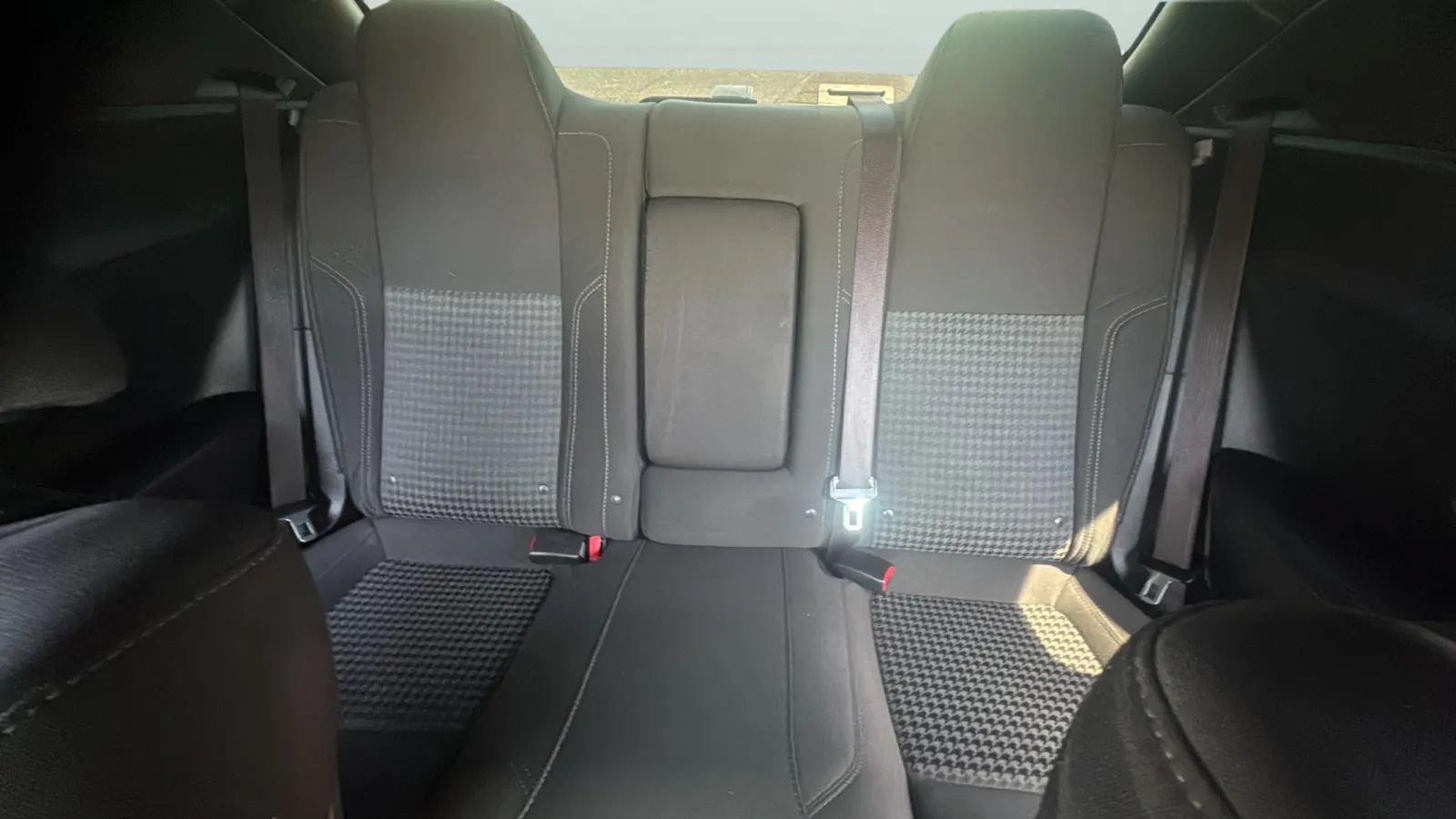 Used 2017 Dodge Challenger R/T RWD image 19