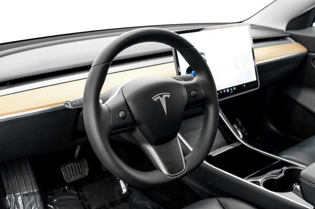 Used 2019 Tesla Model 3 Standard Range Plus RWD image 24