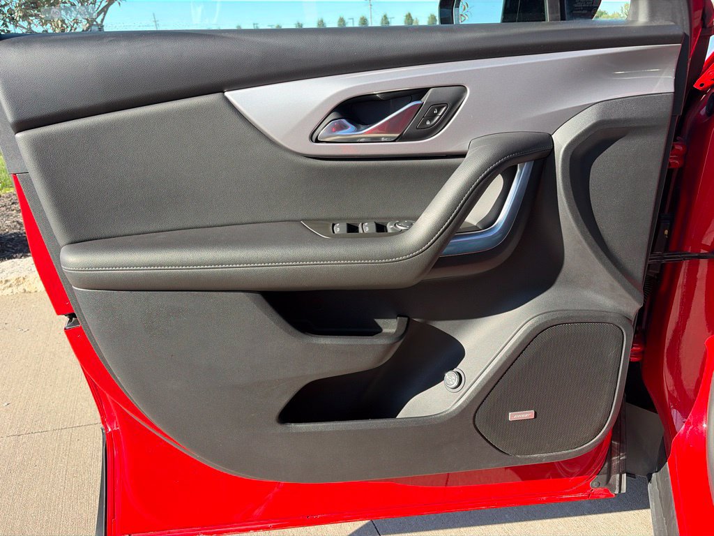 Used 2021 Chevrolet Blazer LT w/ Sound & Technology Package FWD image 47