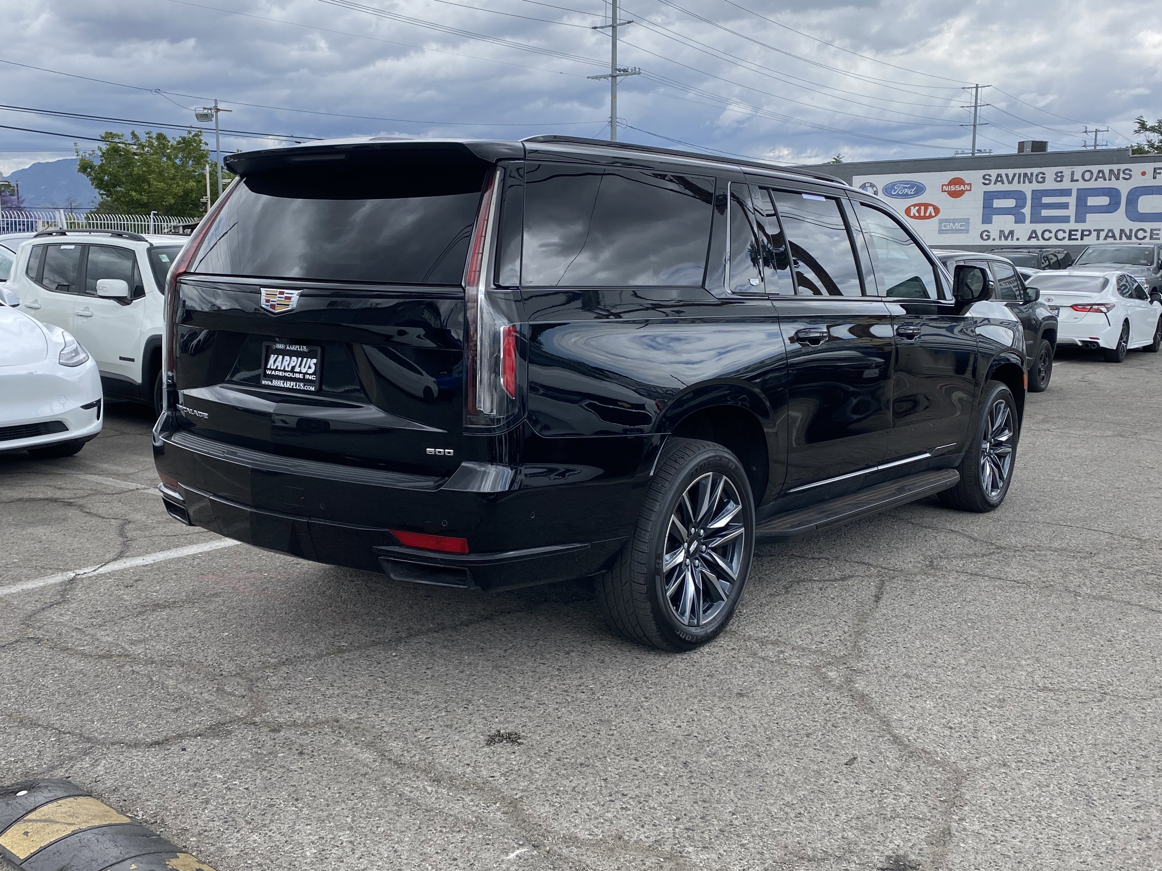Used 2021 Cadillac Escalade ESV Sport AWD/4WD image 7