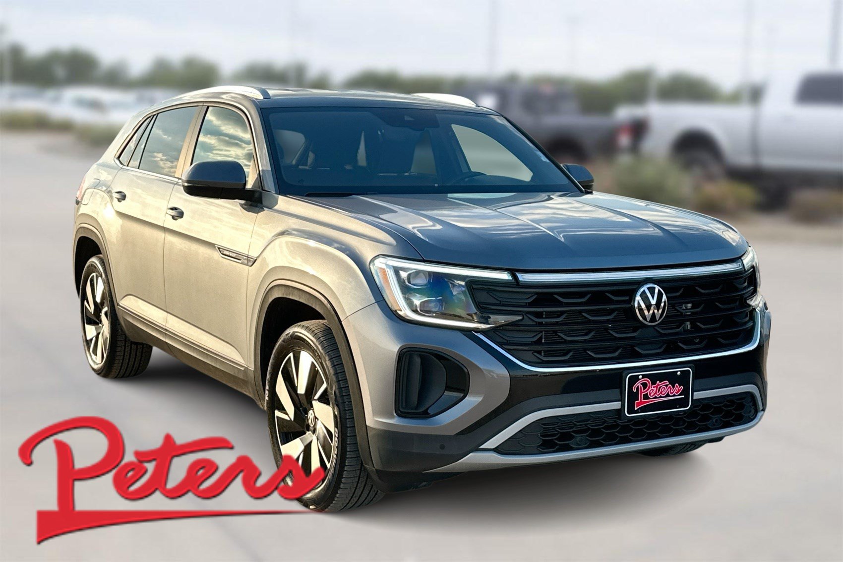 Used 2025 Volkswagen Atlas Cross Sport SE FWD image 1