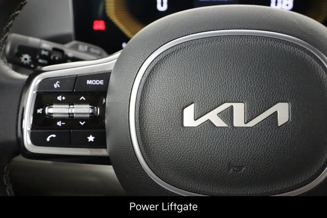 Certified 2025 Kia Sorento EX FWD image 8