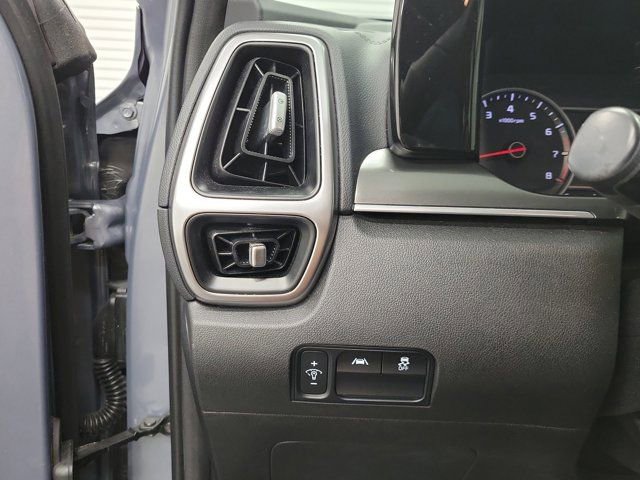 Certified 2022 Kia Sorento S FWD image 23