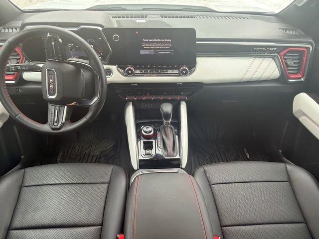 Used 2023 GMC Canyon AT4X image 19