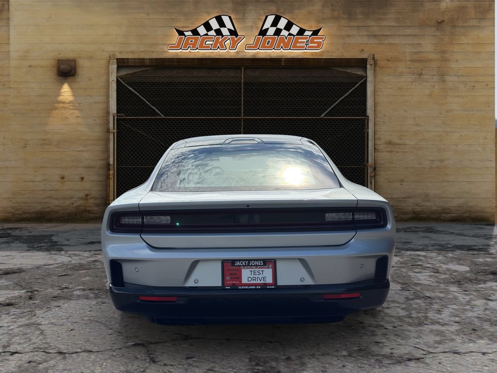 Used 2024 Dodge Charger Daytona R/T w/ Plus Group AWD/4WD image 8