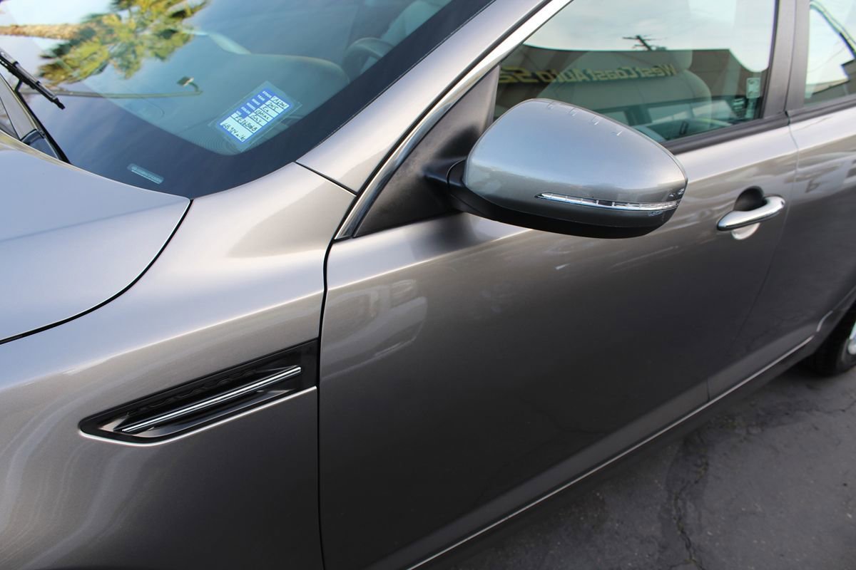 Used 2015 Kia Optima LX FWD image 12