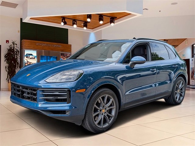 Used 2024 Porsche Cayenne image 1