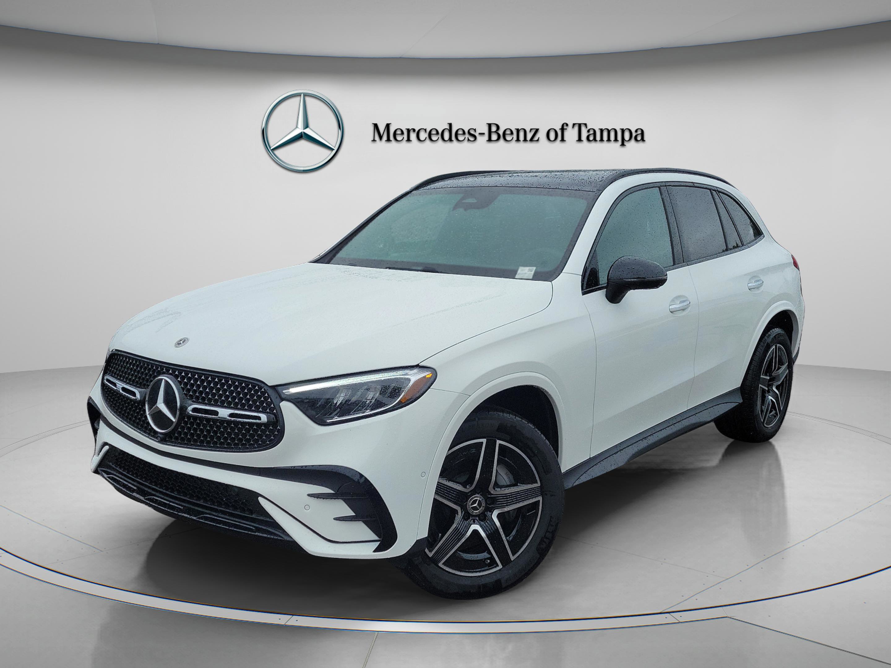 Certified 2026 Mercedes-Benz GLC 300 4MATIC image 1