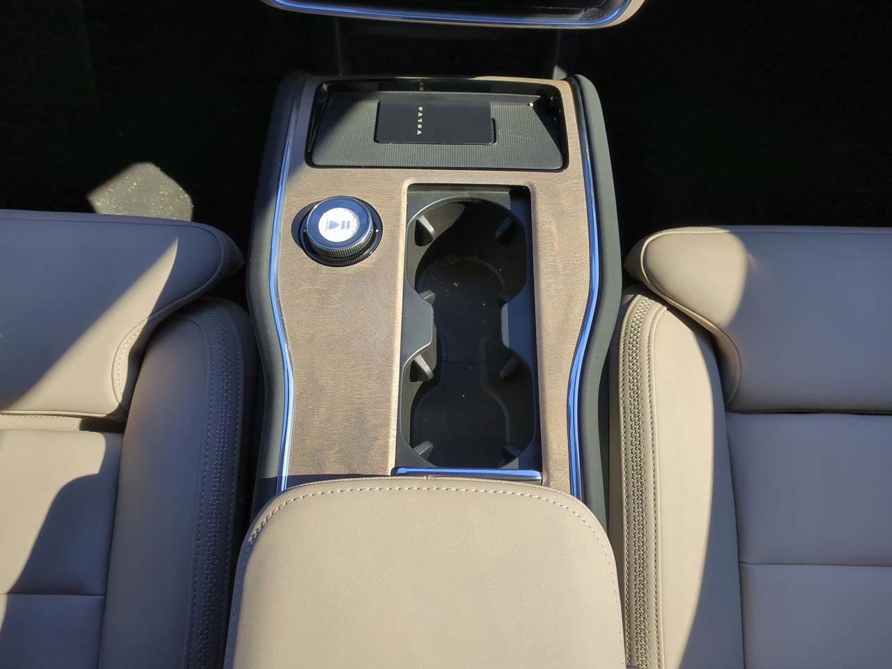 New 2025 Volvo EX90 Ultra AWD/4WD image 15