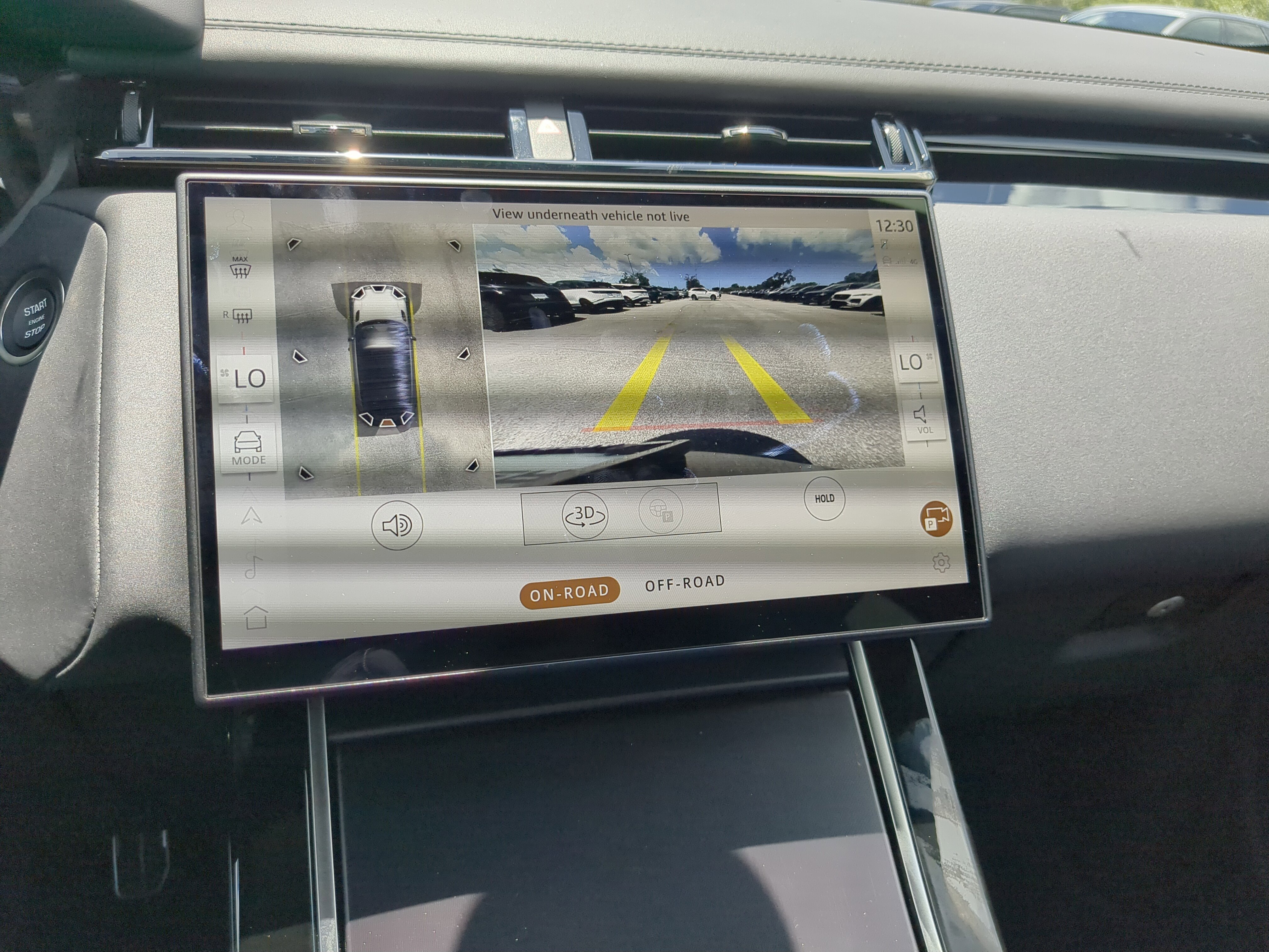 New 2026 Land Rover Range Rover Velar Dynamic SE image 22