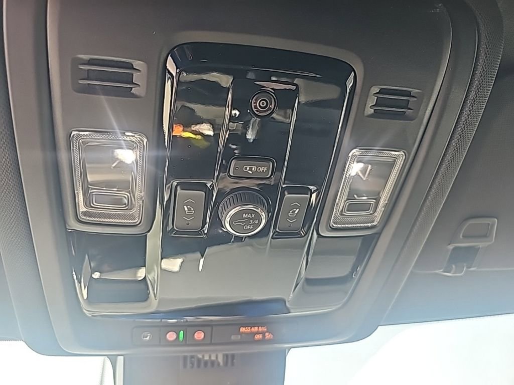 New 2026 Chevrolet Suburban LT w/ Comfort Package image 21