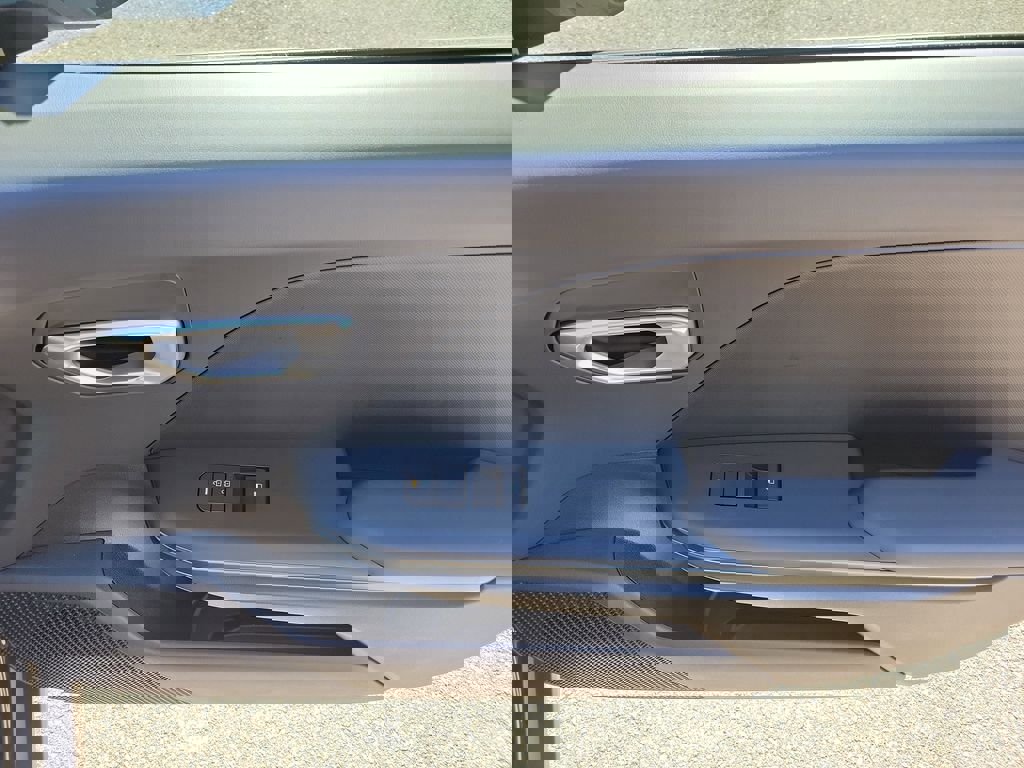 New 2026 Kia K4 LXS image 10